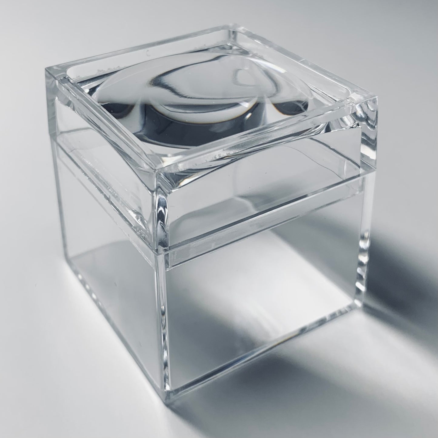 SQ2 | Scatola con lente 2X per fossili 40mm