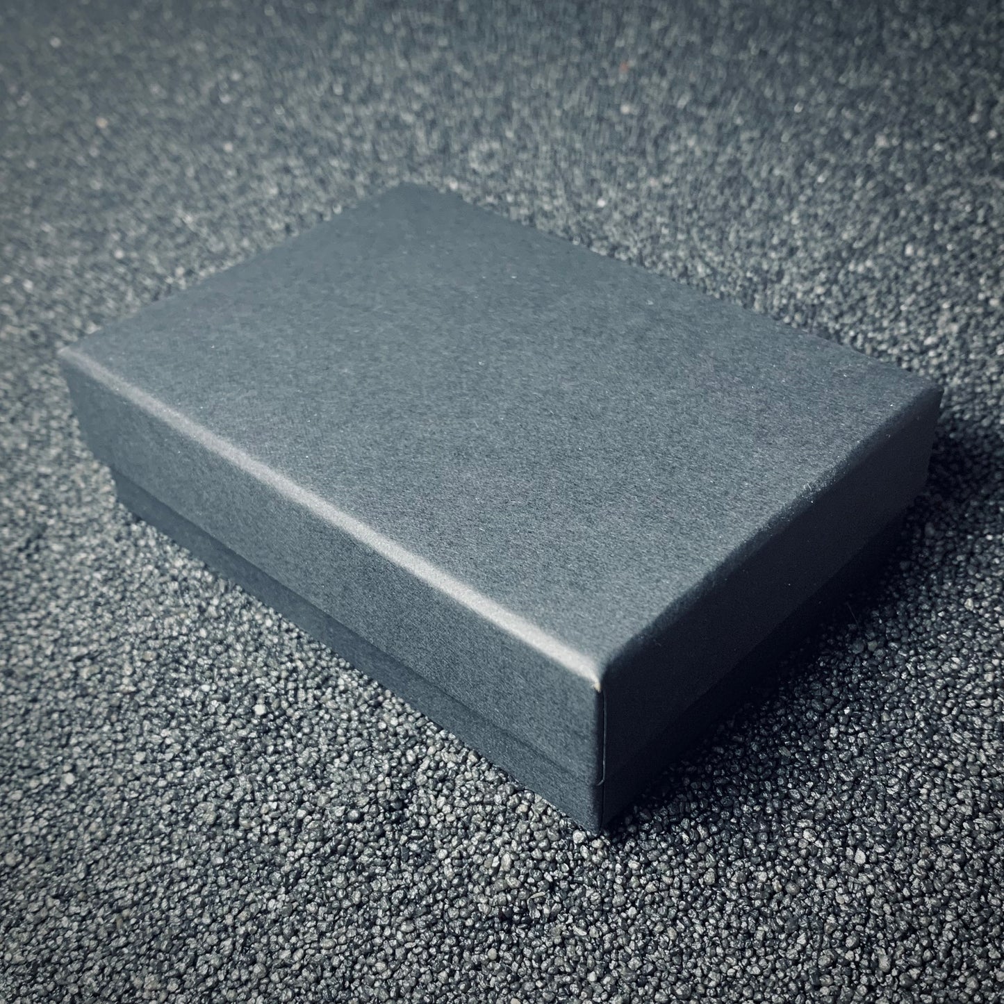 SCN | Scatola in cartone nera per fossili 90x65mm