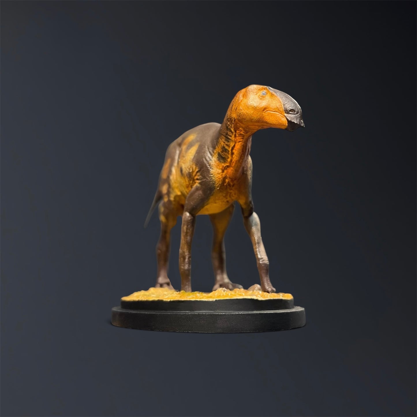 Dinosauri d'Italia - 02 “BRUNO” | Modellino di Tethyshadros insularis 1:25 (dipinto a mano)