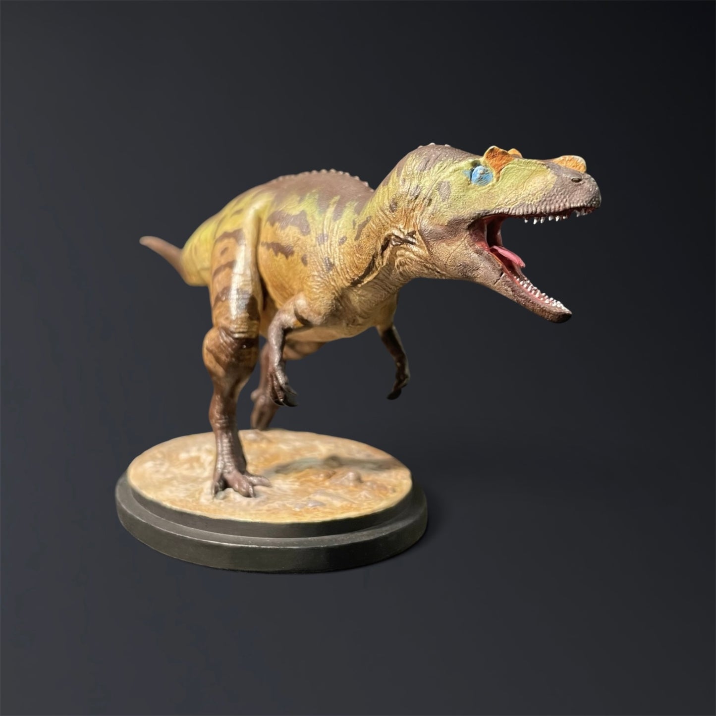 Dinosauri d'Italia - 03 “SALTRIO” | Modellino di Saltriovenator zanellai 1:32 (dipinto a mano)