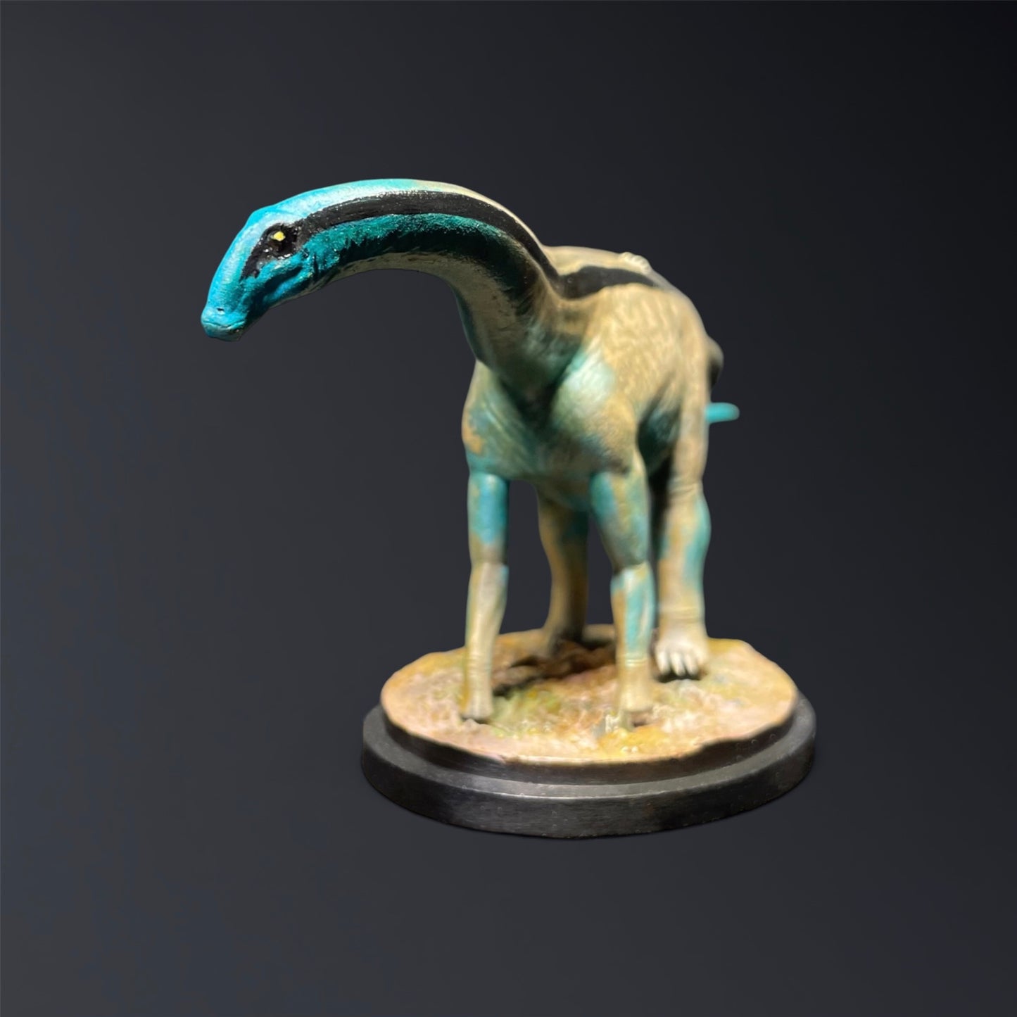 Dinosauri d'Italia - 04 “TITO” | Modellino di Titanosauria indet. 1:25 (dipinto a mano)